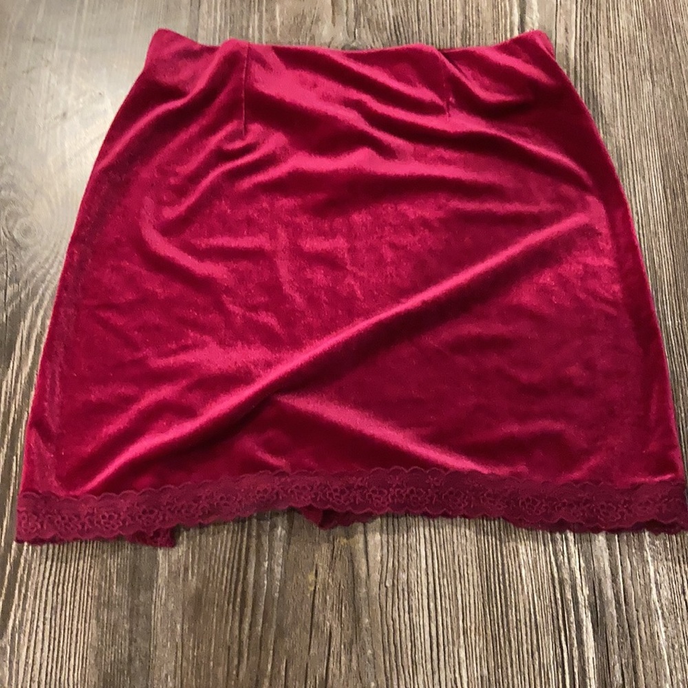2k skirt - Picture 3 of 3